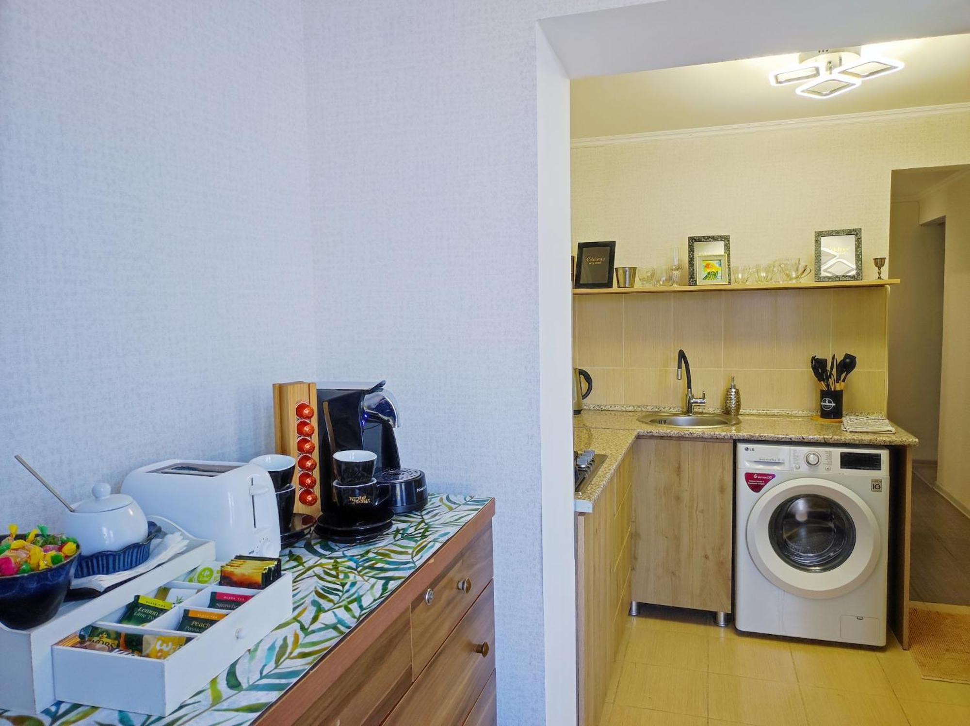 Friendly Guest House Kutaisi Habitación foto