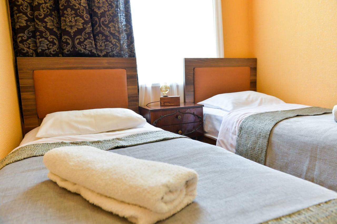 Friendly Guest House Kutaisi Exterior foto